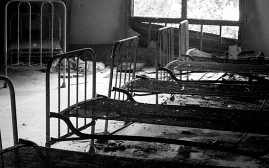 'Ölüm Adası' tatilcilerin yeni mekanı: Toprağı insan küllerinden oluşuyor 15